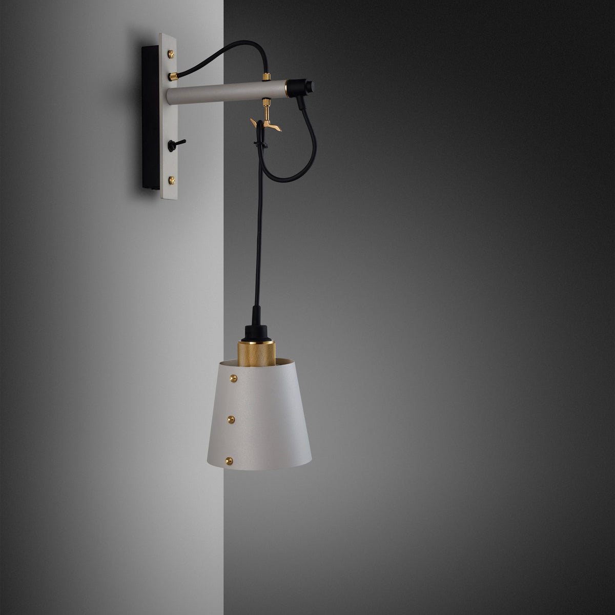 BUSTER + PUNCH® - HOOKED WALL / SMALL - STONE BASE / BRASS