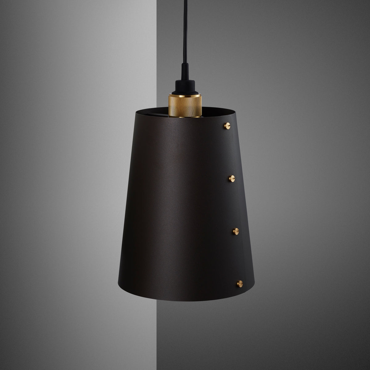 BUSTER + PUNCH® - HOOKED WALL / LARGE- Graphite base / Brass - bilde 3