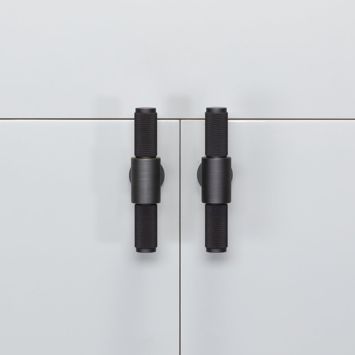 BUSTER + PUNCH® - T-BAR / CROSS / 94mm - Smoked Bronze - bilde 2