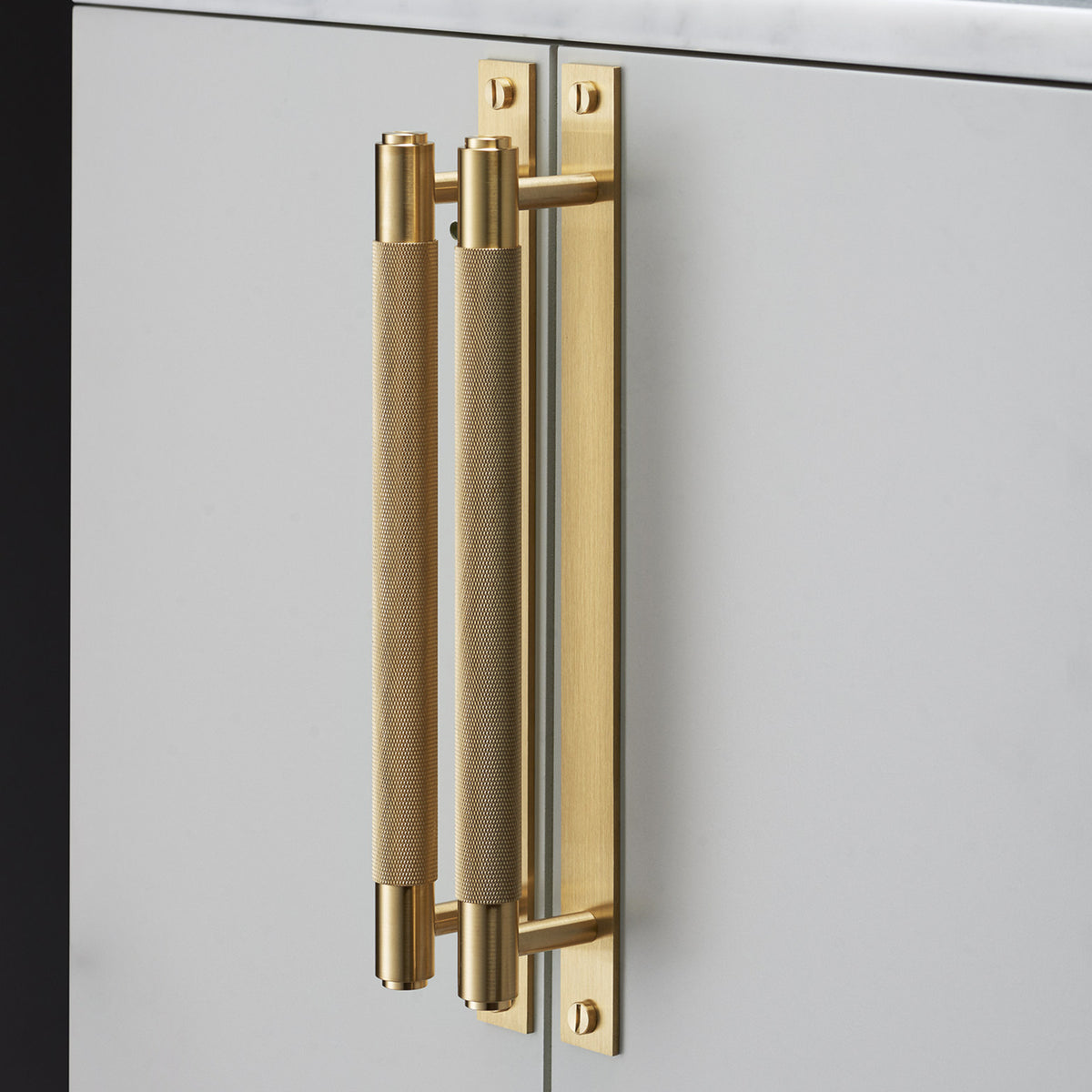BUSTER + PUNCH® - PULL BAR / PLATE / CROSS 300mm / MEDIUM - BRASS - bilde 3