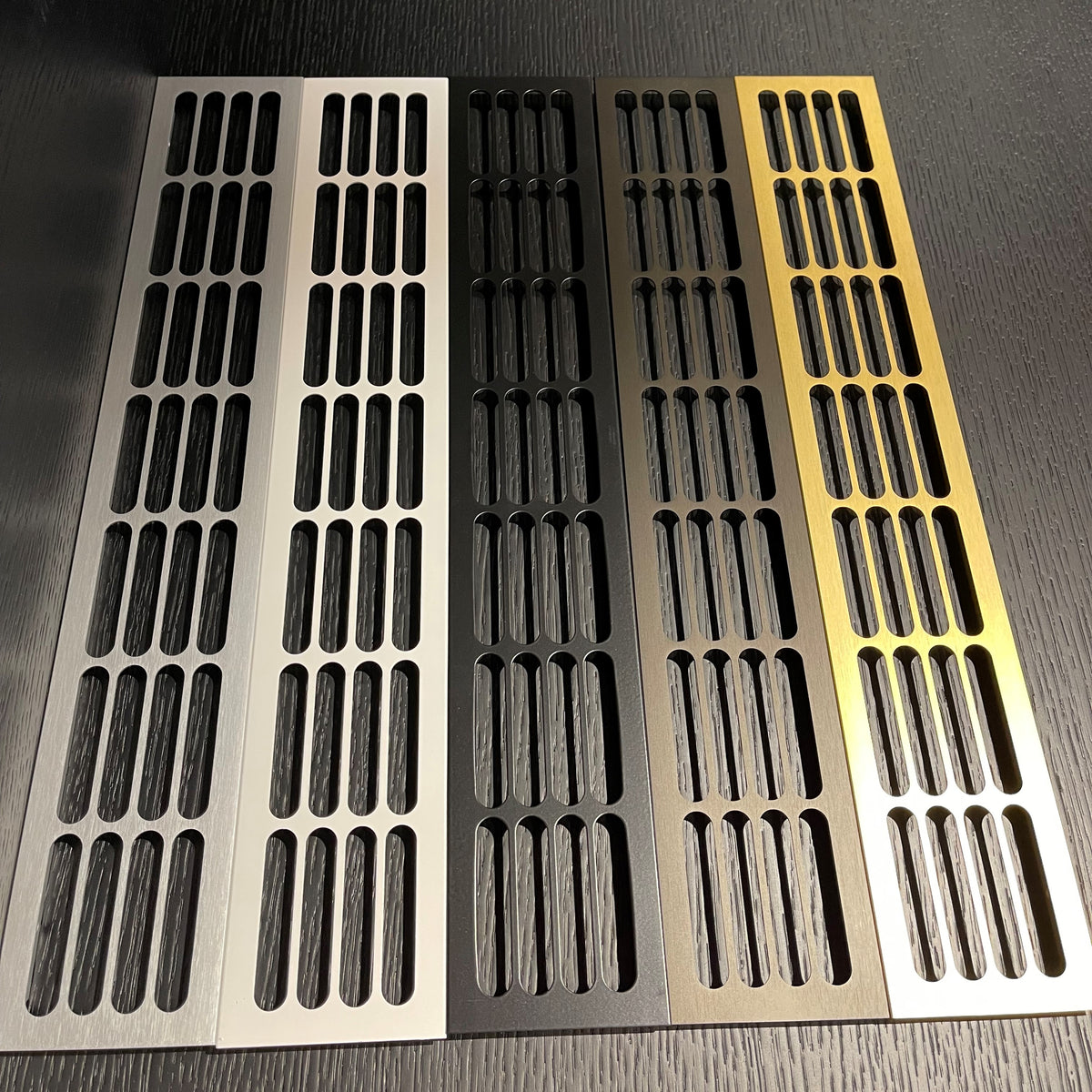 2HOME.NO® - EKSKLUSIV LUFTERIST til KJØLESKAP - 200 cm2 - 1,5mm - 80 x 480 mm - Matt hvit - bilde 2