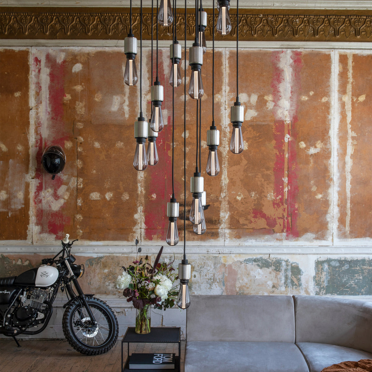 BUSTER + PUNCH® - HEAVY METAL CHANDELIER 10 PENDANTS / SURFACE / 10 PENDANTS