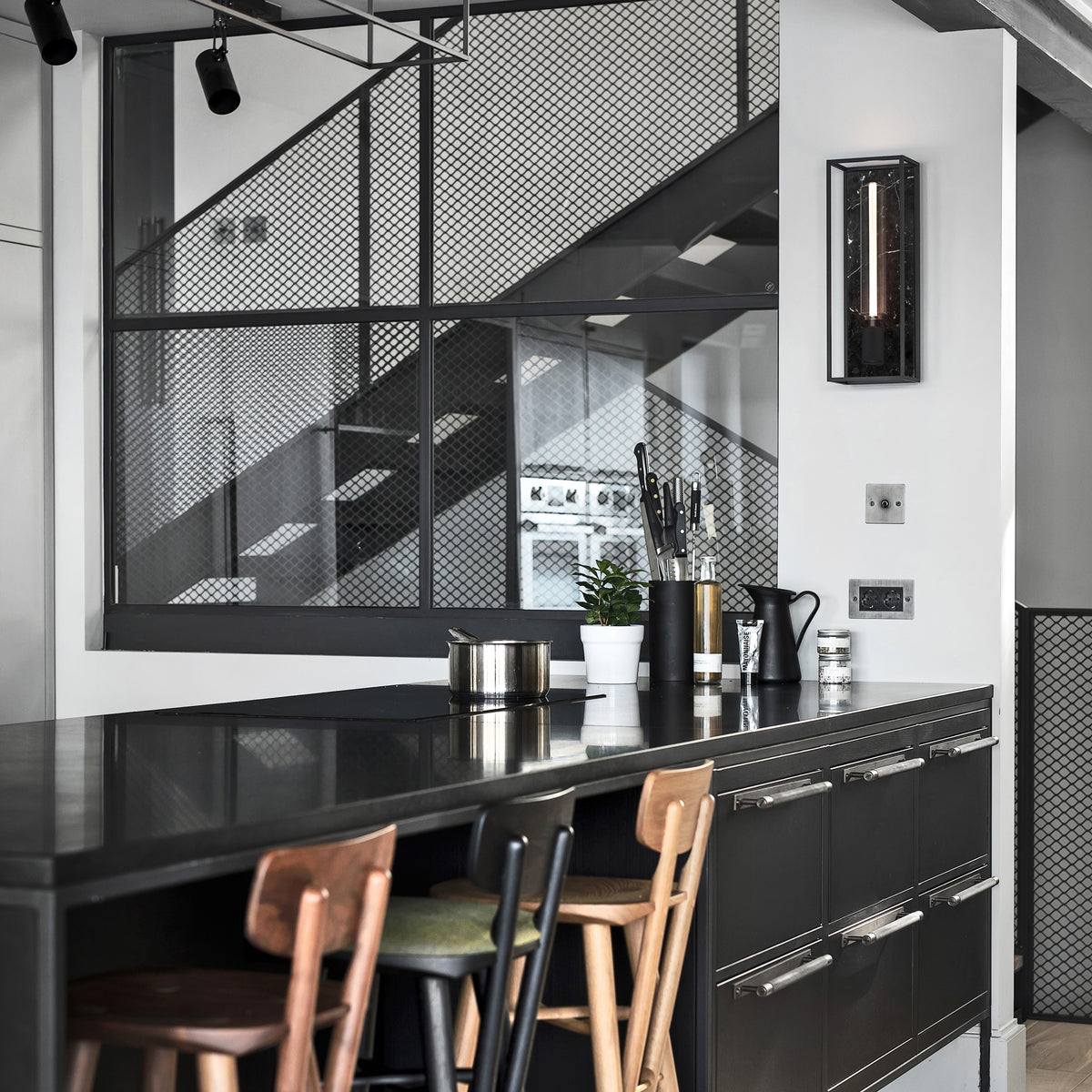 BUSTER + PUNCH® - CAGED WALL / LARGE - BLACK MARBLE - bilde 4