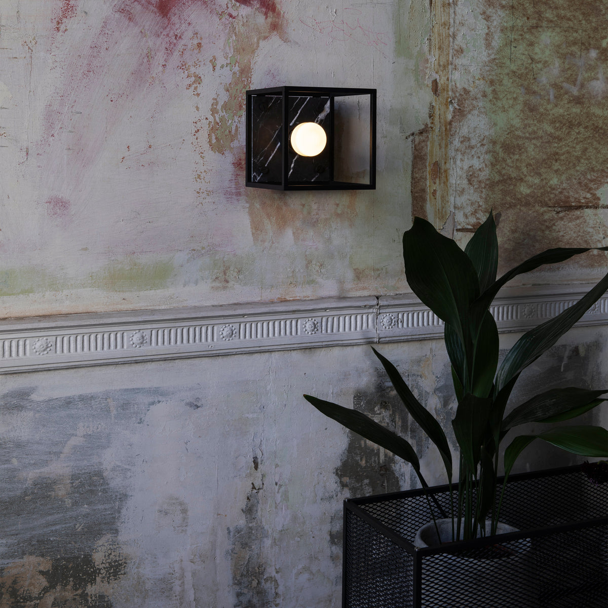 BUSTER + PUNCH® - CAGED WALL / SMALL - BLACK MARBLE - bilde 4