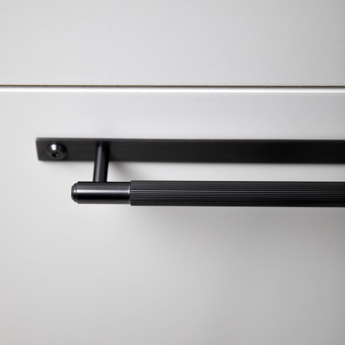 BUSTER + PUNCH® - PULL BAR / PLATE / LINEAR MEDIUM - Smoked Bronze - bilde 3