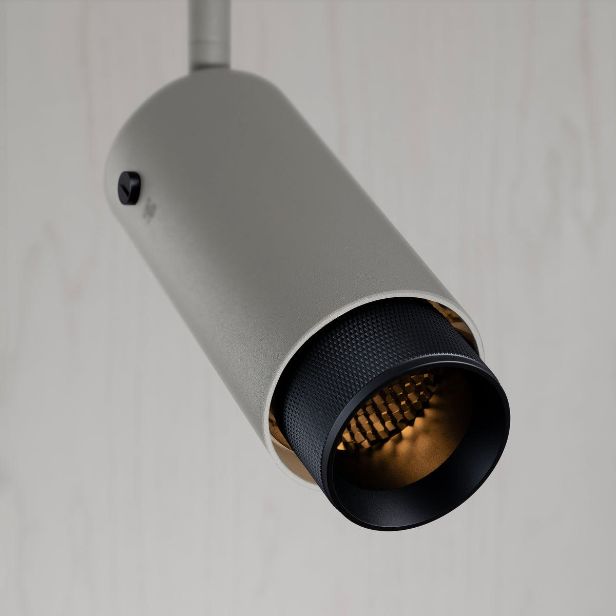 EXHAUST SPOT / CROSS / STONE / BLACK - BUSTER + PUNCH®