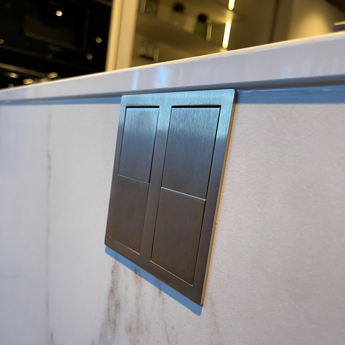 VERSAHIT DUAL | 2 STIKK | IP54 | CHAMPAGNE / BRUSHED NICKEL - bilde 3