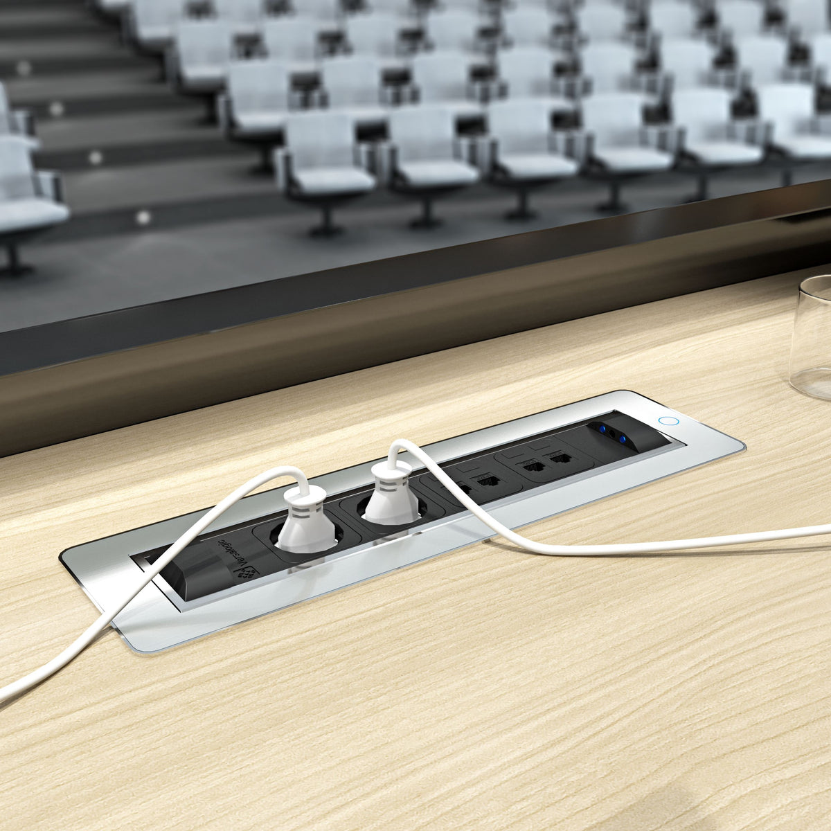 VERSATURN 3.0 | 2 STIKK + 2 USB (A+C) + 1 HDMI + 1xRJ45 CAT6 | IP44 | STAINLESS STEEL - bilde 4
