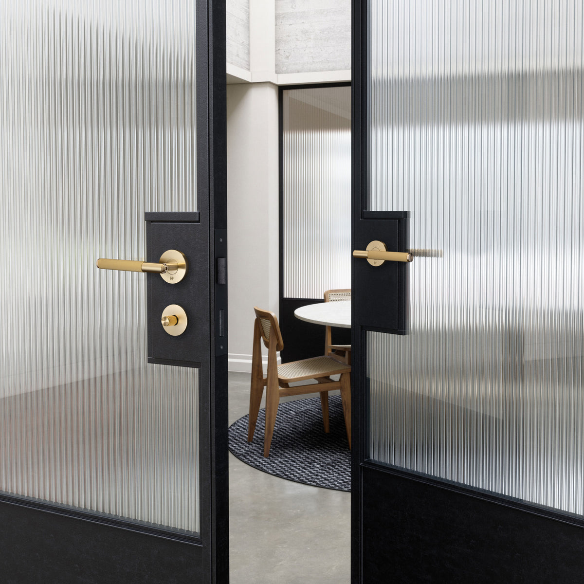 BUSTER + PUNCH® - THUMBTURN LOCK / LINEAR / BRASS - bilde 2