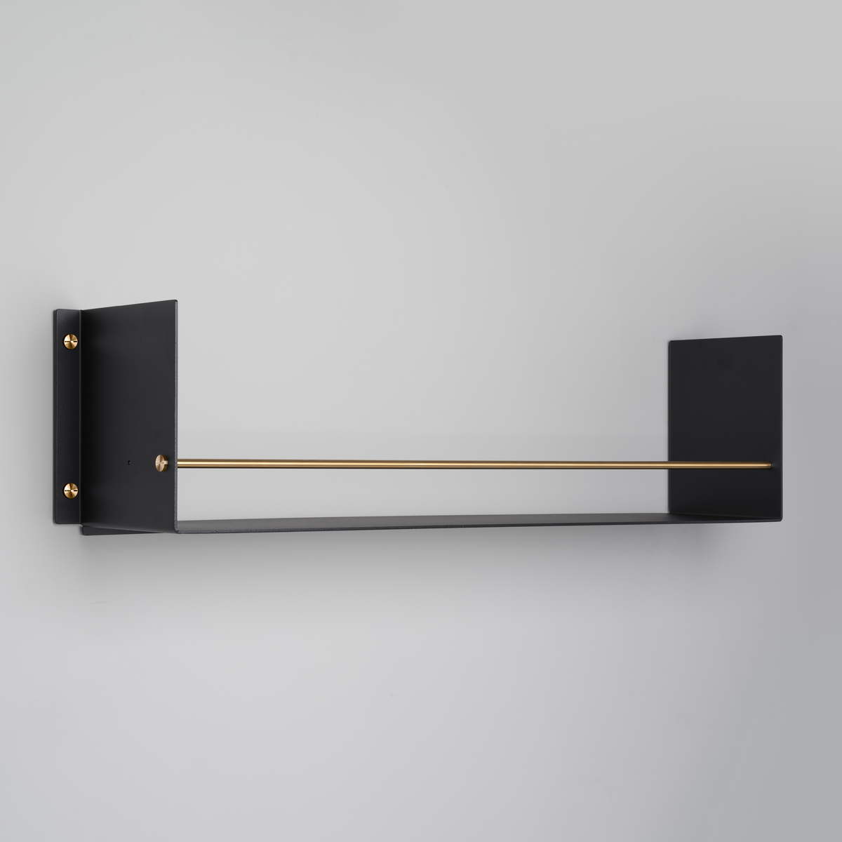 BUSTER + PUNCH® - GIRDER SHELF - HYLLE - 1150 mm x 234 mm - BLACK / BRASS