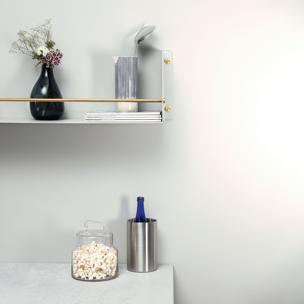 BUSTER + PUNCH® - GIRDER SHELF - HYLLE - 1150 mm x 234 mm - STONE / BRASS - bilde 2