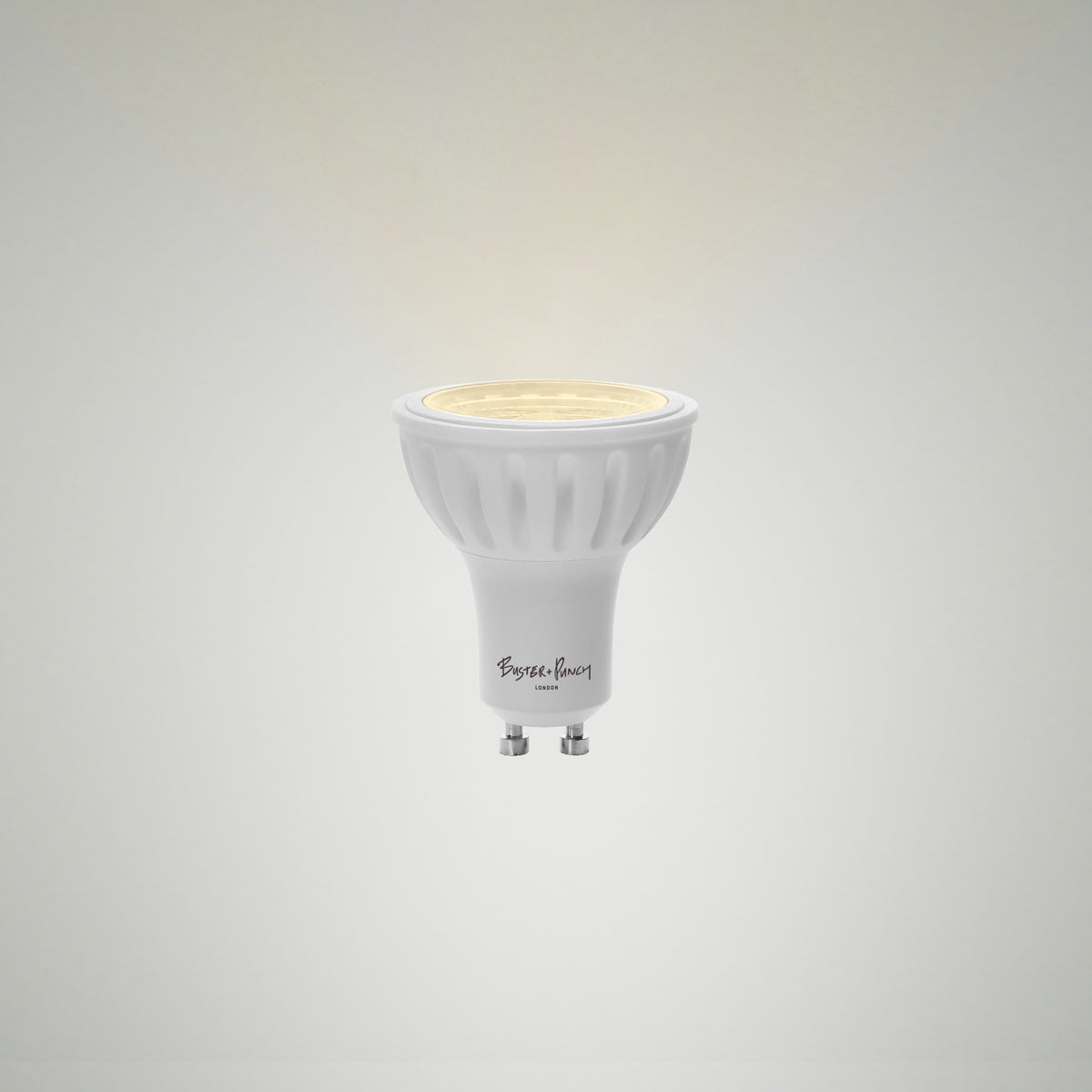 BUSTER + PUNCH® - 3 x GU10 pærer - WHITE