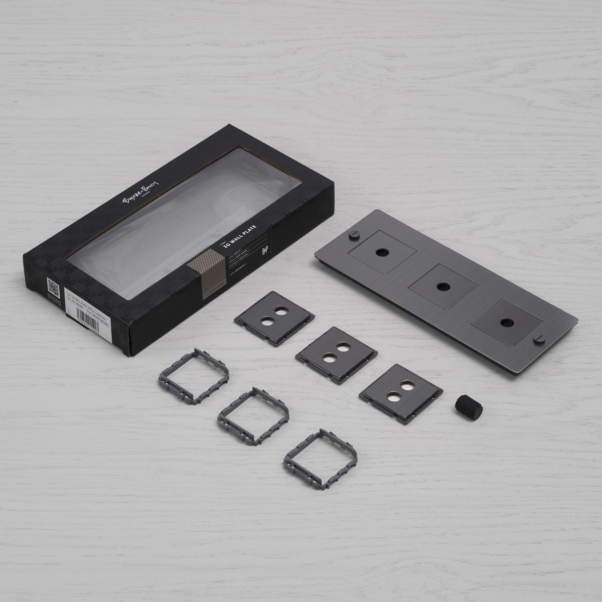 BUSTER + PUNCH® EU - 3G WALL PLATE / VERTICAL - white - bilde 2