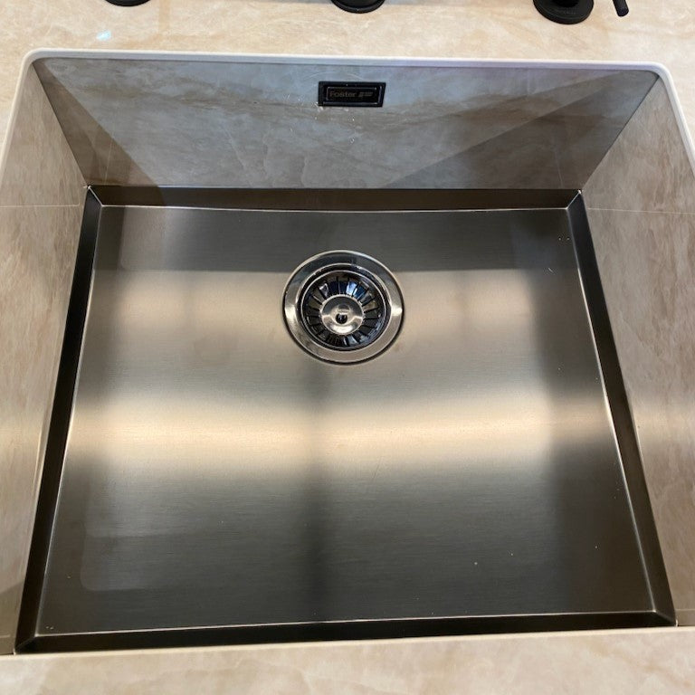 Kjøkkenvask bunn til Stein, Dekton eller Corian - 710x400x20mm - Phantom Base - GUN METAL