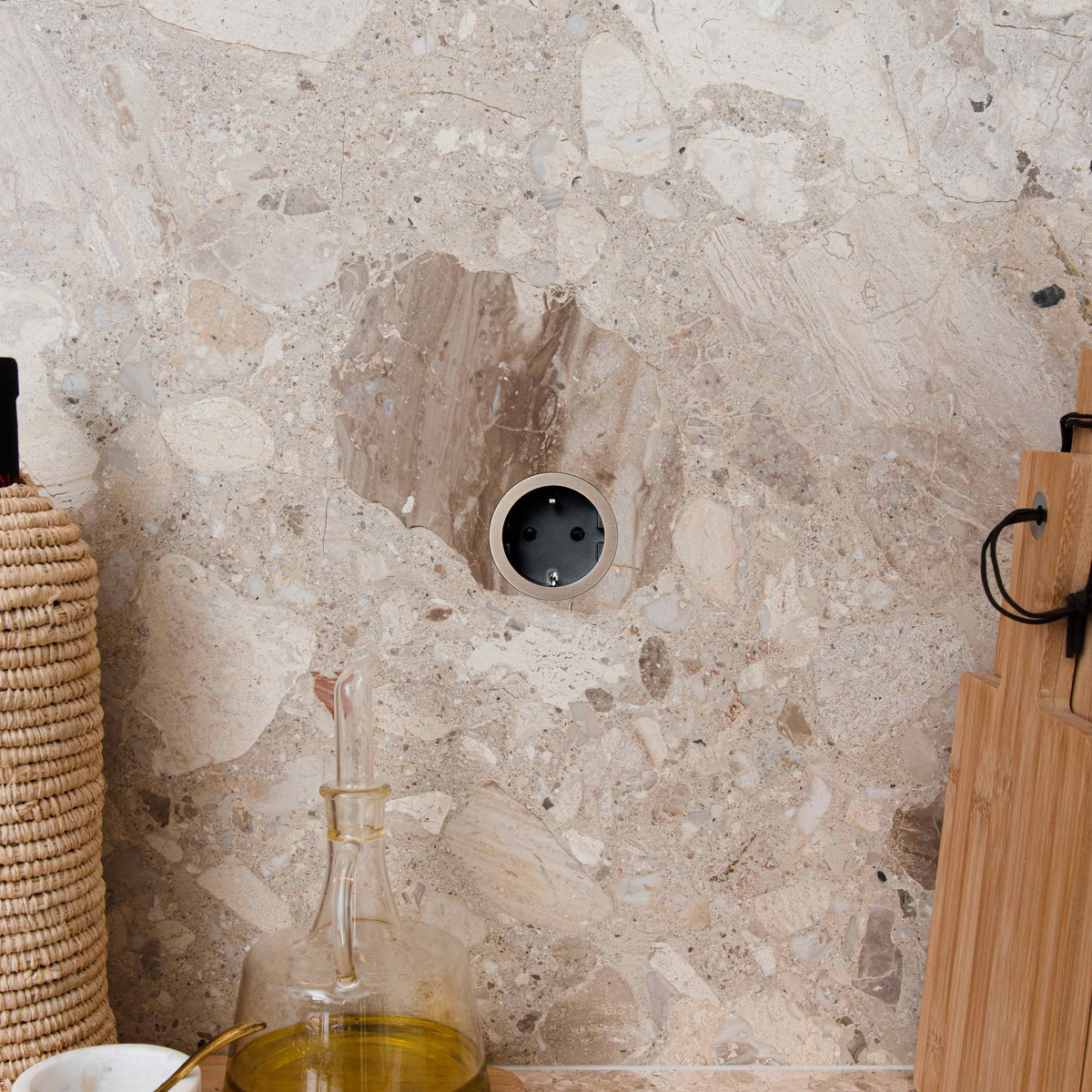 SOCKET 2.0 - 1 stikk - Til Stein/tre plater mellom 5-30mm - Ø48mm - Brushed Light Bronze - PRADO