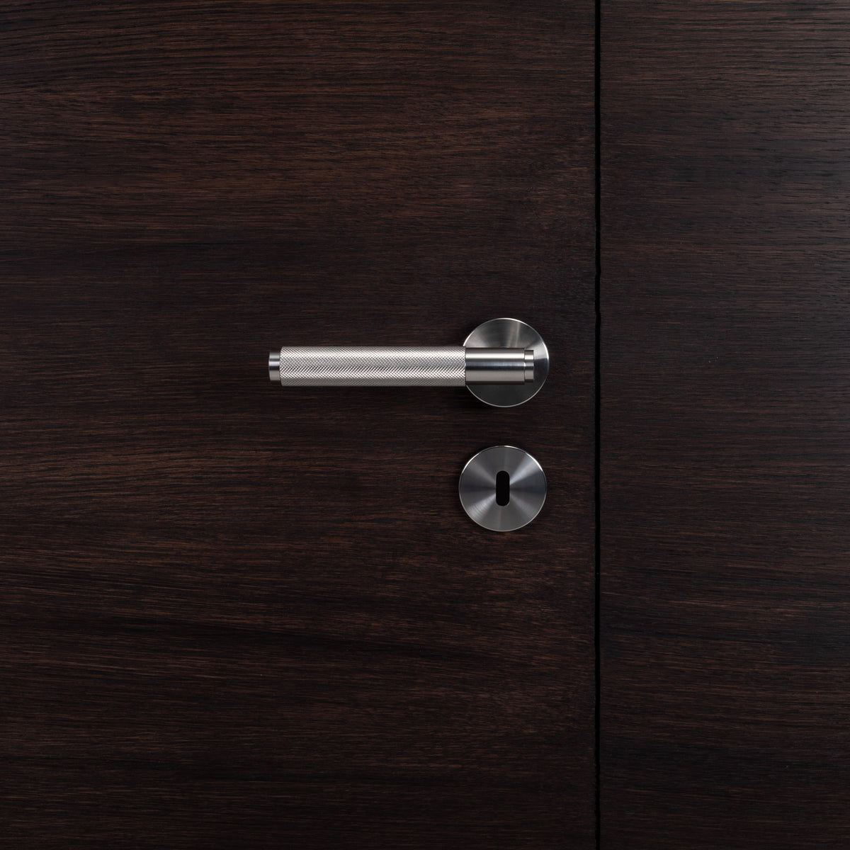 BUSTER + PUNCH® - DOOR HANDLE / SPRUNG / CROSS / 30mm - STEEL - bilde 4