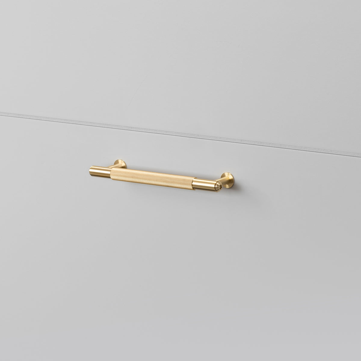 BUSTER + PUNCH® - PULL BAR / LINEAR SMALL - BRASS - bilde 3