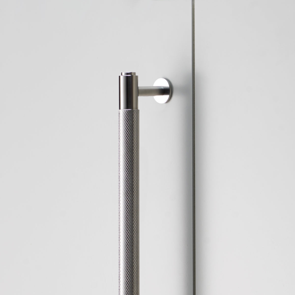 BUSTER + PUNCH® - CLOSET BAR / CROSS 760mm - Stainless Steel - bilde 2
