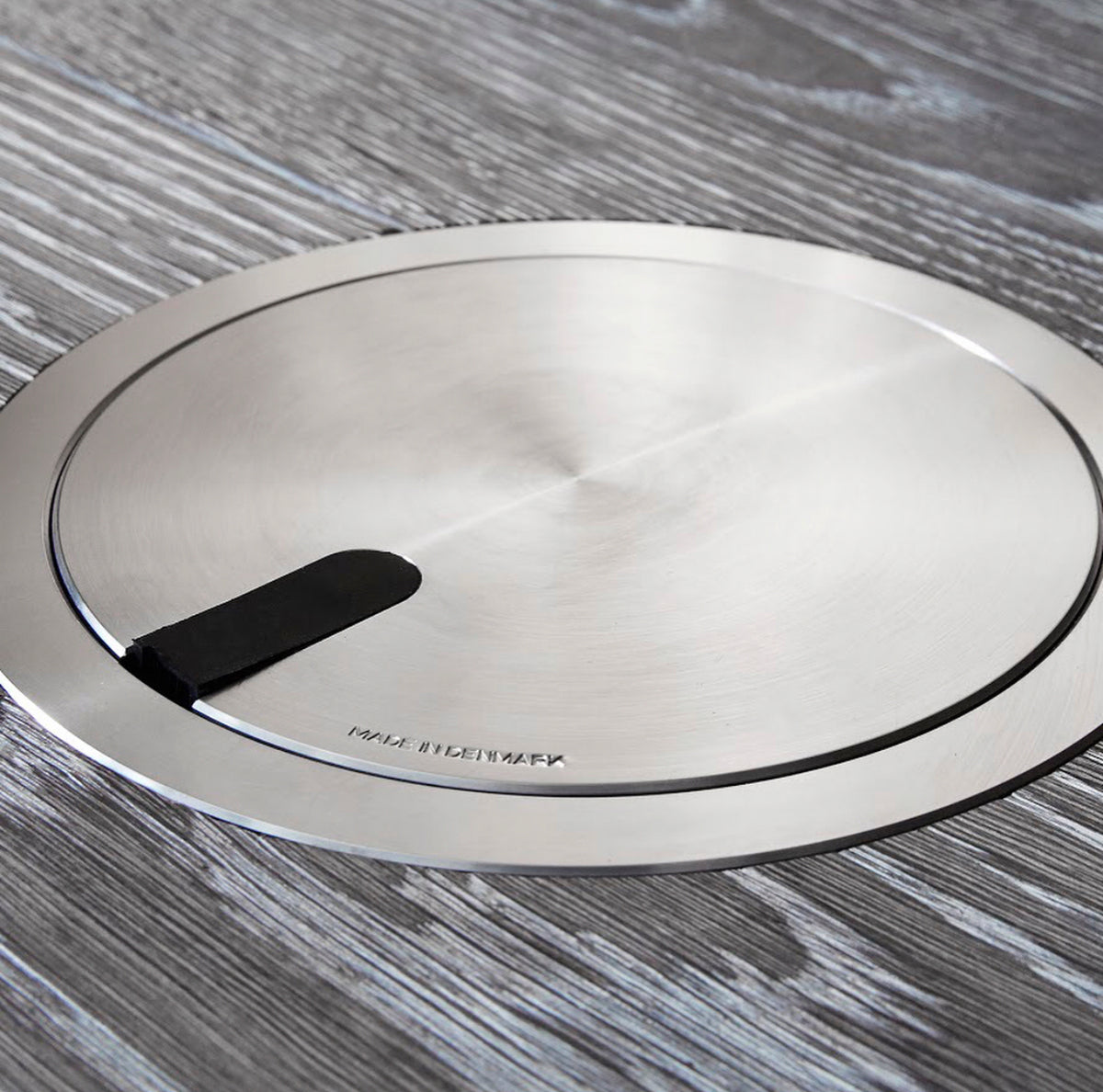 2HOME.NO® - RUND - VIP Copenhagen 150 - 2 stikk + 2 CAT6 - 2,5mm rett kant - Stainless steel - BAASTRUP