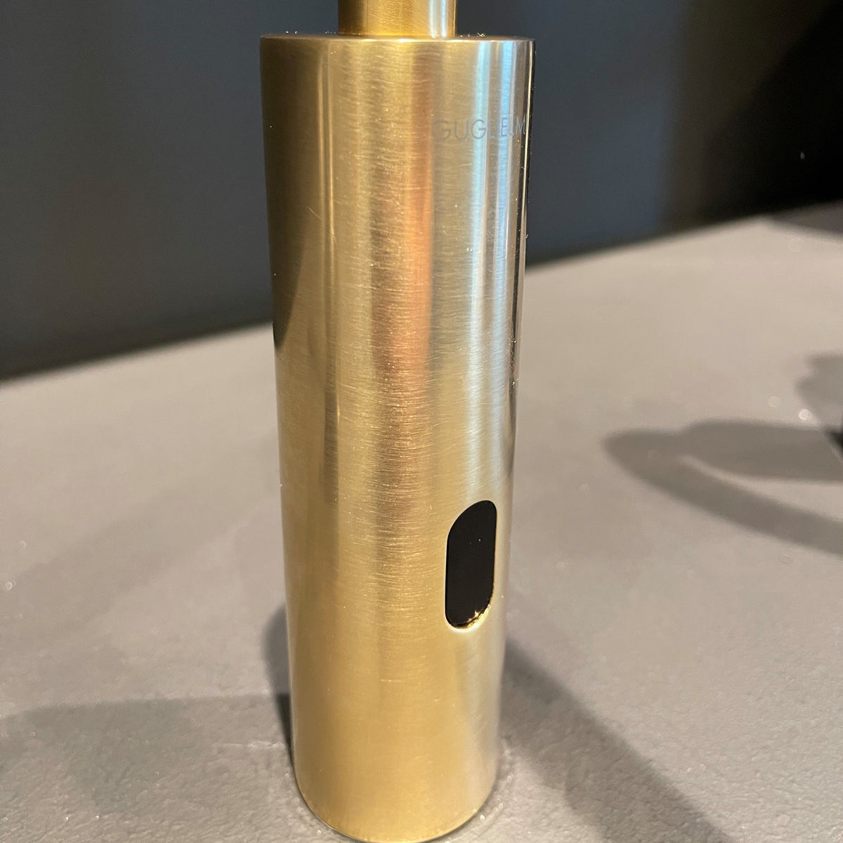 GUGLIELMI SÅPEDISPENSER M/SENSOR - 300ml - Messing - bilde 3