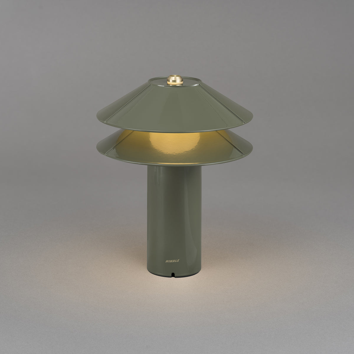 MINALE - 2SHADES - BÆRBAR BORDLAMPE - IP44 - Oppladbar - Olive Green