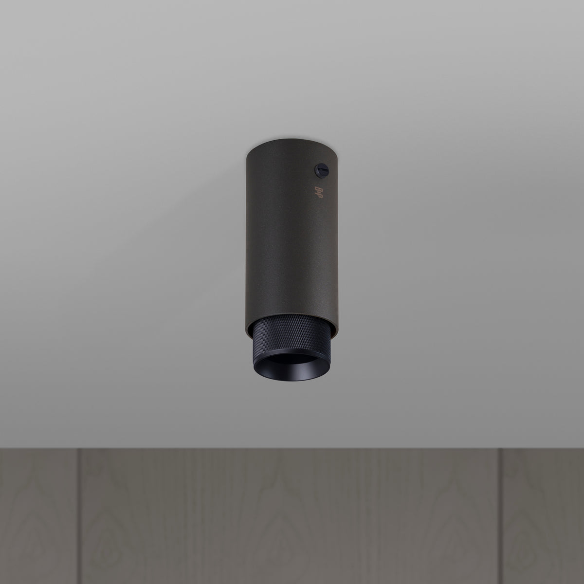 EXHAUST SURFACE / CROSS / GRAPHITE / BLACK - BUSTER + PUNCH®