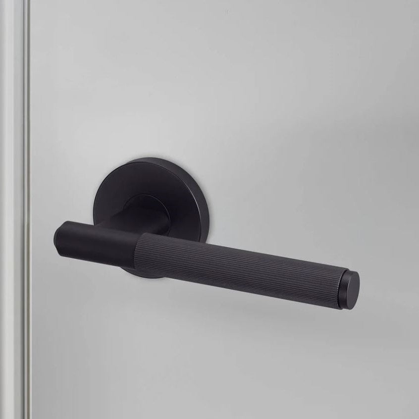 BUSTER + PUNCH® - DOOR HANDLE SET / LINEAR / SWE / SPRUNG / WELDERS BLACK - bilde 3