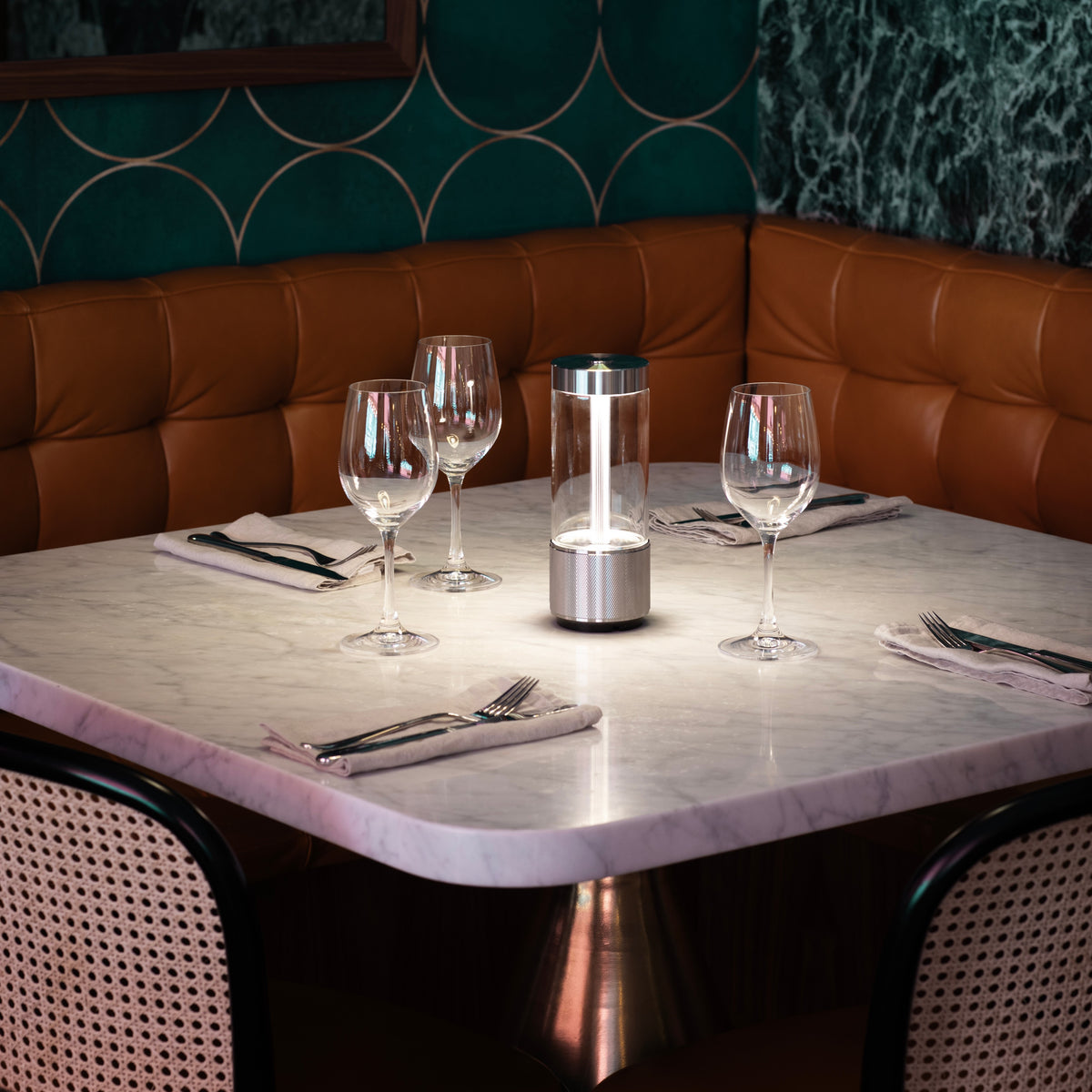 TAKEOUT - IP44 - TRÅDLØS LAMPE - STEEL