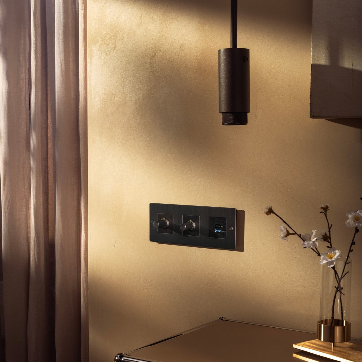 BUSTER + PUNCH | DETAIL KIT / DIMMER / LINEAR / NO TORX CAPS / SMOKED BRONZE - bilde 3