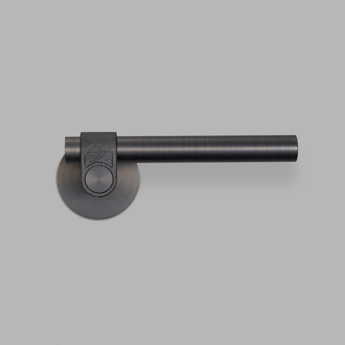 BUSTER + PUNCH® - DOOR HANDLE SET / CAST / SWE / SPRUNG / SMOKED BRONZE - bilde 3