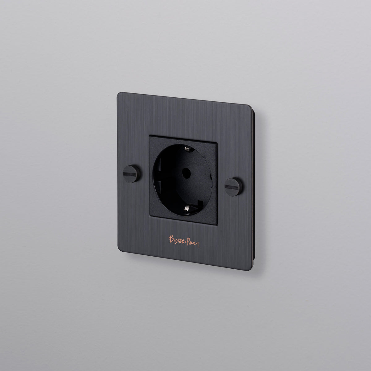 BUSTER + PUNCH® EU - 1G SOCKET / SCHUKO - smoked bronze