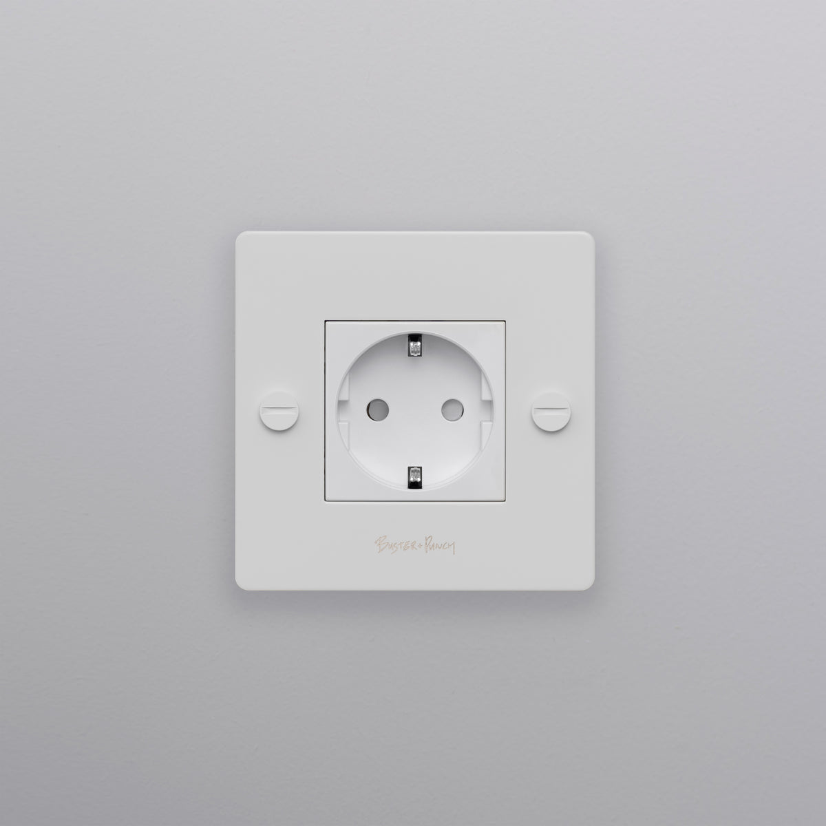 BUSTER + PUNCH® EU - 1G SOCKET / SCHUKO - white - bilde 2